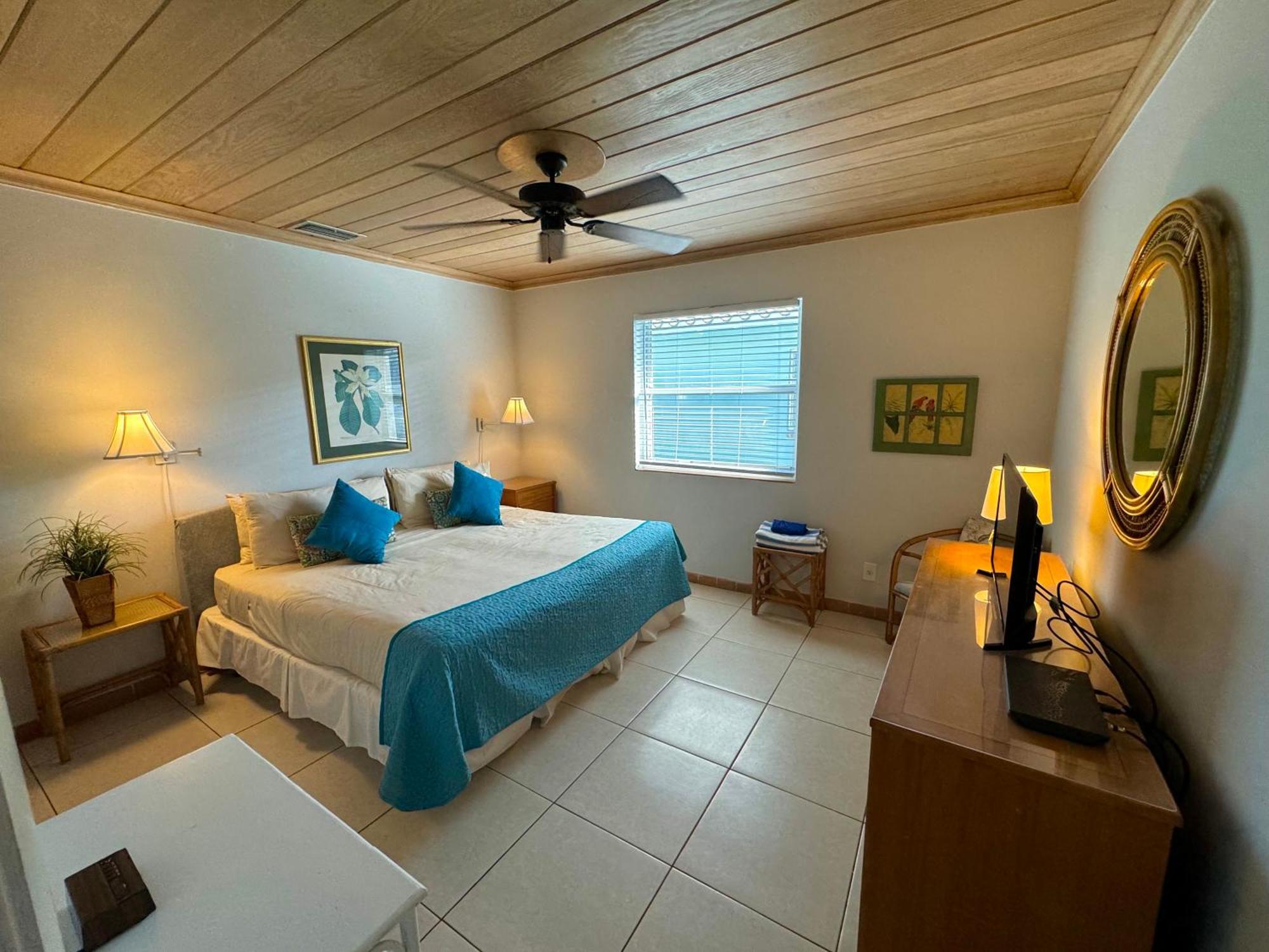 The Grove Beach Condominiums เดลเรย์บีช ภายนอก รูปภาพ